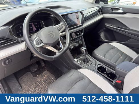 Used 2022 Volkswagen Taos SEL w/ Panoramic Sunroof Package FWD image 10