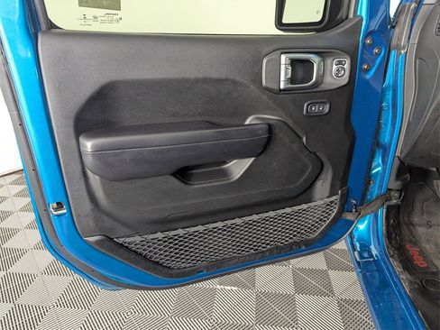 Used 2019 Jeep Wrangler Unlimited Sport S image 18