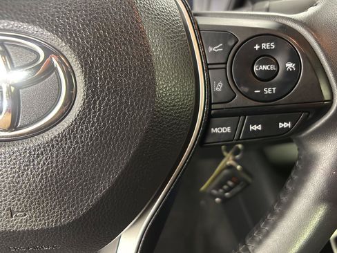 Used 2021 Toyota Corolla SE FWD image 60