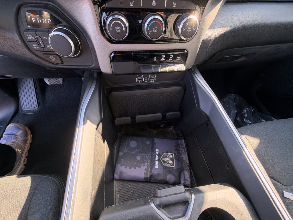 Used 2025 RAM 1500 Big Horn AWD/4WD image 29