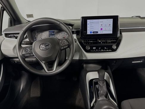 Used 2023 Toyota Corolla SE w/ Carpet Mat Package (TMS) FWD image 11