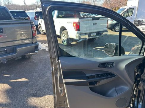 Certified 2023 Ford Transit Connect XL image 11