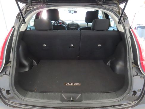Used 2016 Nissan Juke S FWD image 21