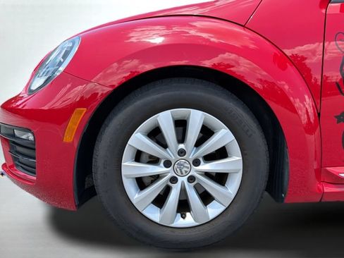 Used 2019 Volkswagen Beetle 2.0T S FWD image 31