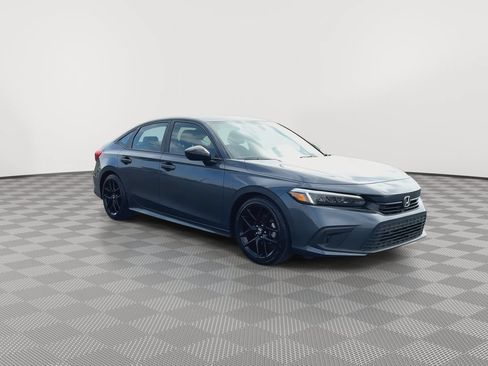 Used 2024 Honda Civic Sport image 2