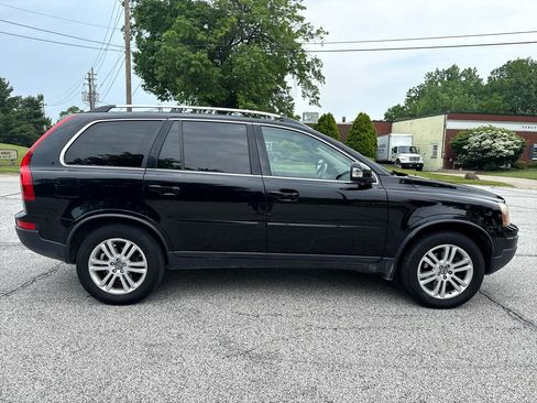 Used 2011 Volvo XC90 3.2 image 4