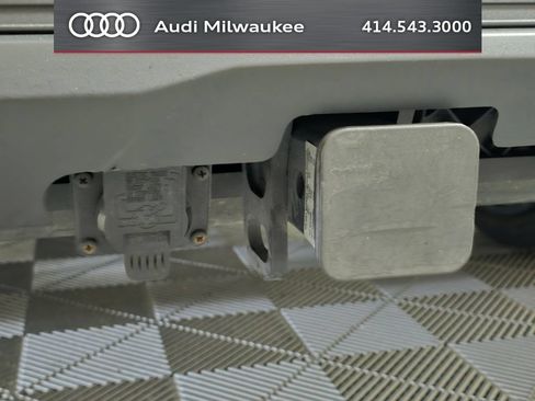 Used 2023 Audi Q7 3.0T Prestige w/ Prestige Package AWD/4WD image 13