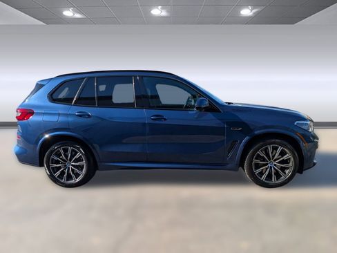 Certified 2023 BMW X5 xDrive45e image 8