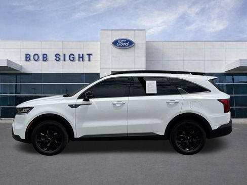 Used 2023 Kia Sorento S w/ Panoramic Sunroof Package AWD/4WD image 39