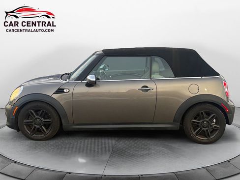 Used 2012 MINI Cooper Convertible image 2