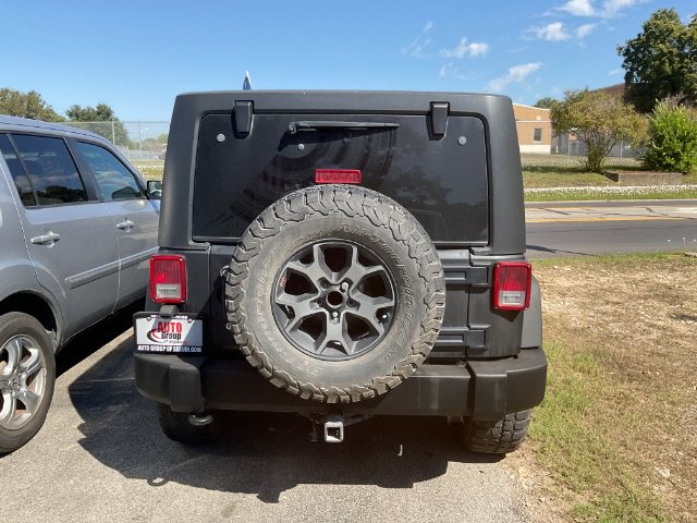Used 2010 Jeep Wrangler Unlimited Sport AWD/4WD image 6