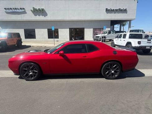 Certified 2016 Dodge Challenger R/T RWD image 2