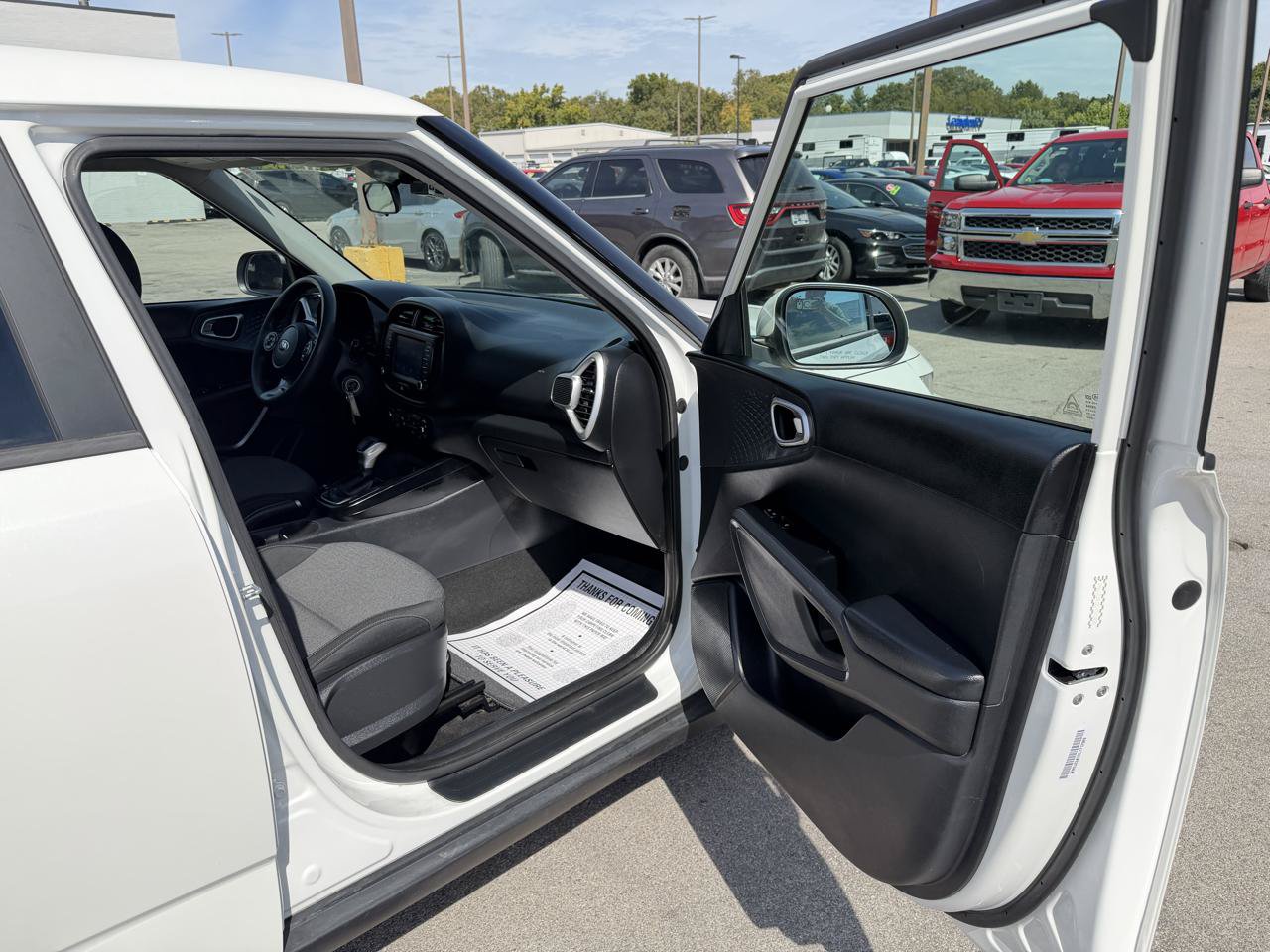 Used 2020 Kia Soul S FWD image 9