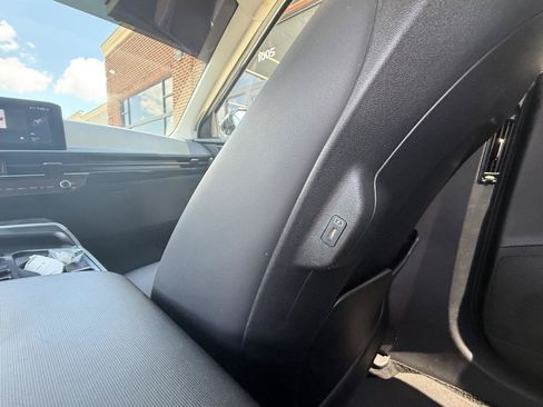 Used 2025 Kia EV6 Light RWD image 16