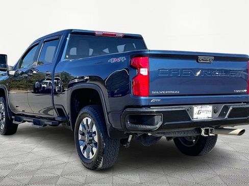 Used 2023 Chevrolet Silverado 2500 Custom w/ Custom Convenience Package image 4
