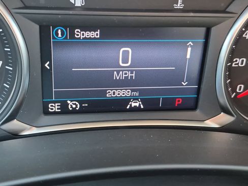 Used 2023 GMC Terrain SLE w/ Driver Convenience Package image 18