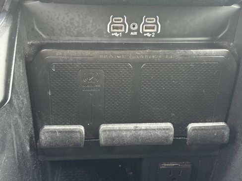 Used 2025 RAM 1500 Laramie AWD/4WD image 28
