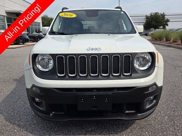 Used 2016 Jeep Renegade Latitude FWD image 8