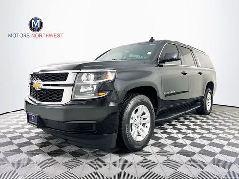 Used 2020 Chevrolet Suburban LT image 1