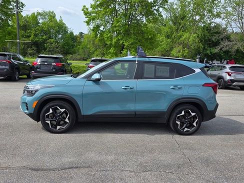 Certified 2025 Kia Seltos EX w/ EX Sunroof Package AWD/4WD image 5