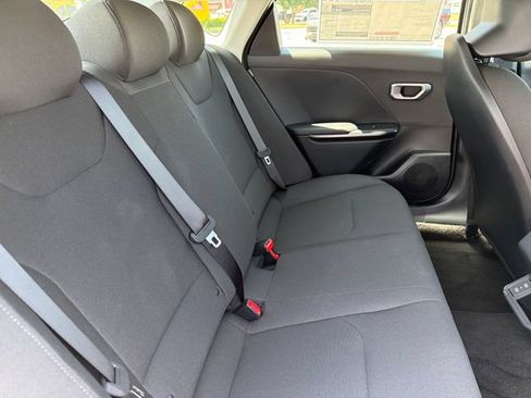 New 2026 Kia K4 FWD image 23