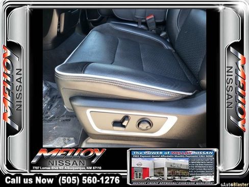 Used 2025 RAM 1500 Laramie AWD/4WD image 25