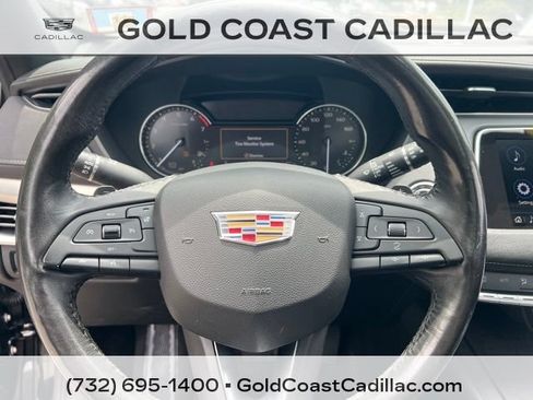 Used 2019 Cadillac XT4 Premium Luxury w/ Cold Weather Package FWD image 15