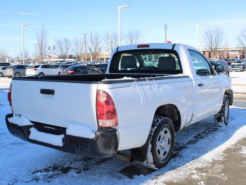 Used 2014 Toyota Tacoma 2WD Regular Cab image 7