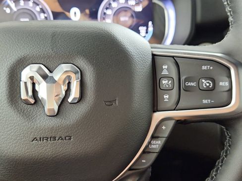 Used 2025 RAM 1500 Big Horn AWD/4WD image 12
