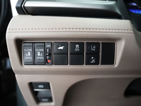 Used 2019 Honda Odyssey EX-L image 43