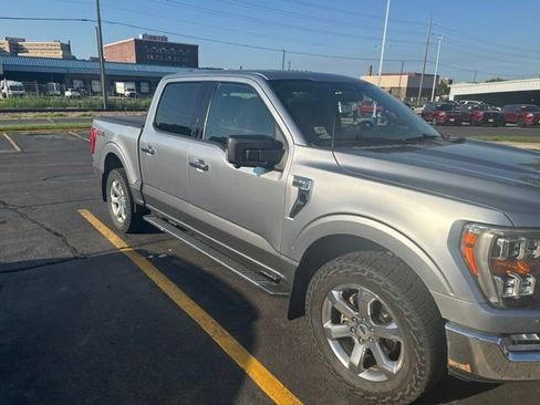 Used 2021 Ford F150 XLT w/ Equipment Group 302A High AWD/4WD image 3