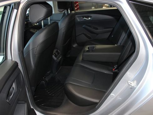 Used 2025 Honda Accord Sport image 10