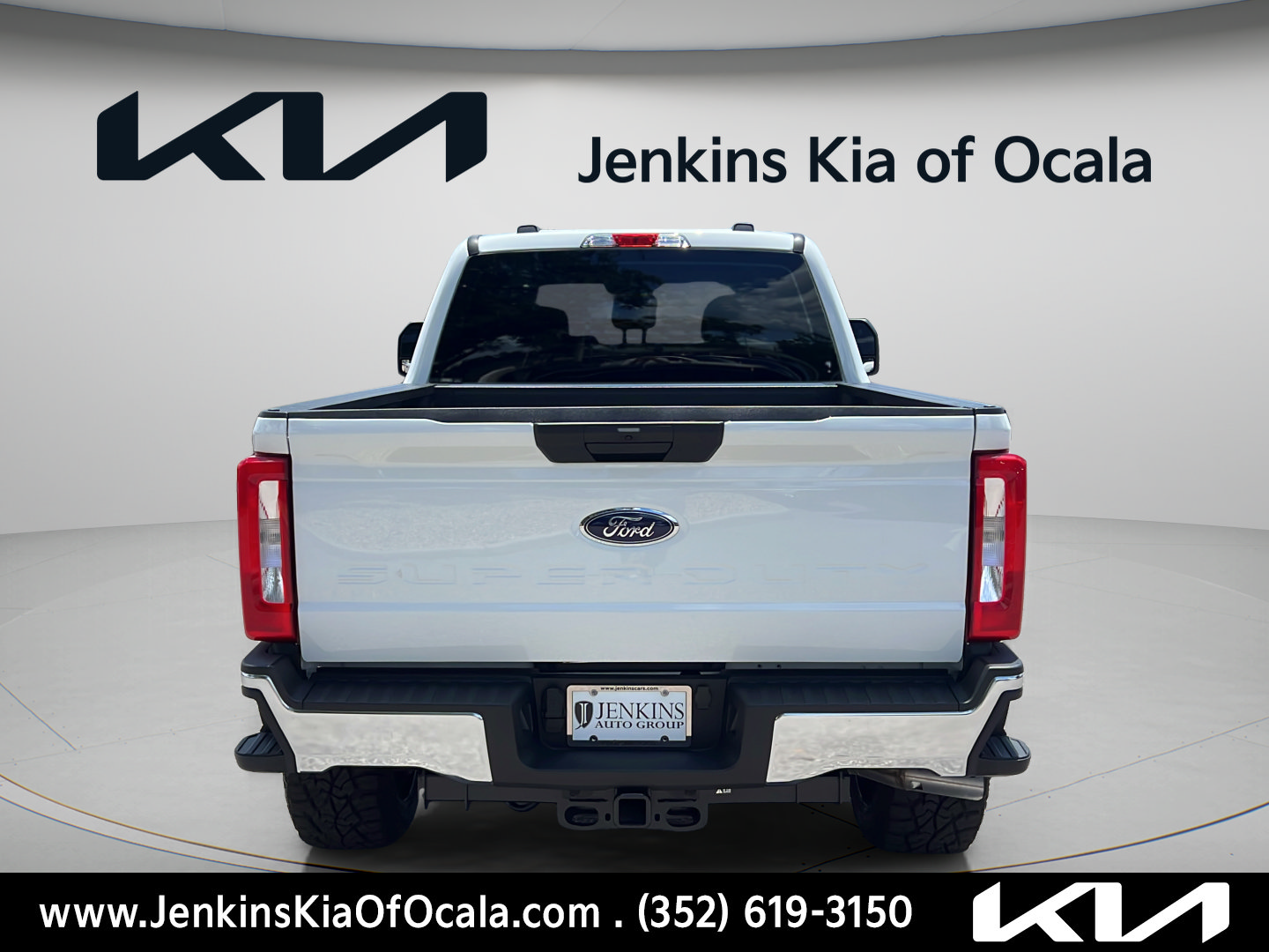 Used 2025 Ford F350 XL w/ XL Driver Assist Package AWD/4WD image 4