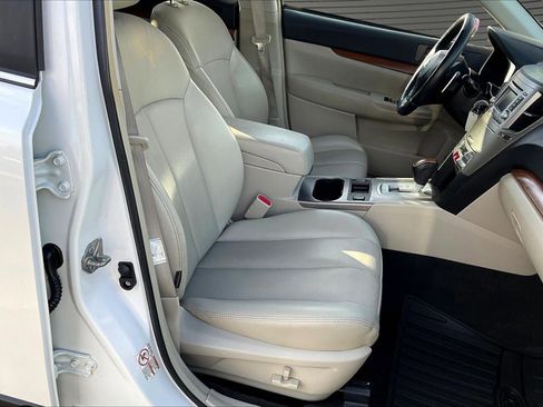 Used 2013 Subaru Outback 2.5i Limited image 26