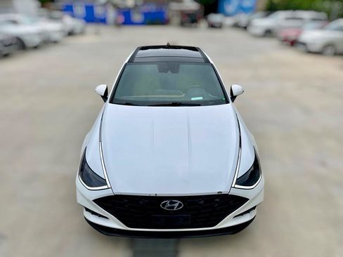 Used 2020 Hyundai Sonata Limited FWD image 3