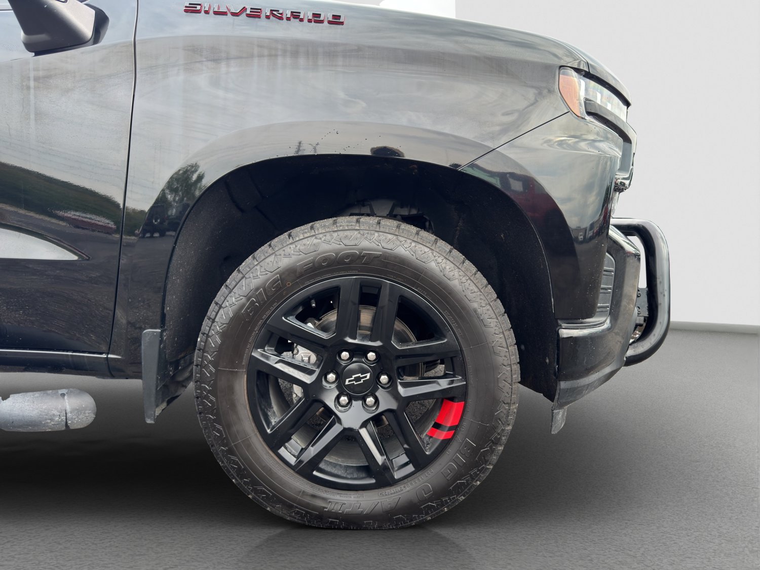 Used 2022 Chevrolet Silverado 1500 RST w/ Redline Edition AWD/4WD image 21