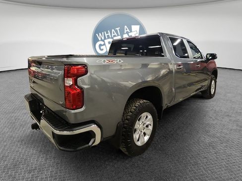 Used 2021 Chevrolet Silverado 1500 LT w/ Bed Protection Package AWD/4WD image 4
