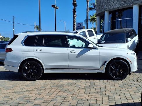 Used 2024 BMW X7 xDrive40i AWD/4WD image 4