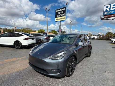 Used 2022 Tesla Model Y Performance image 1