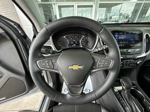Used 2024 Chevrolet Equinox Premier AWD/4WD image 12