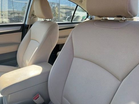 Used 2018 Subaru Legacy 2.5i Premium AWD/4WD image 15