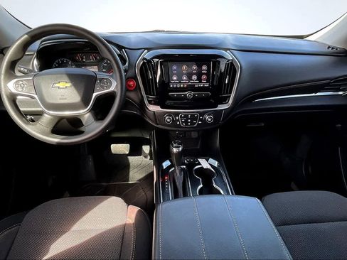Used 2020 Chevrolet Traverse LS w/ LPO, Blackout Package AWD/4WD image 10