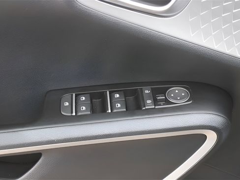 Used 2024 Kia Soul LX w/ Option Group 015 image 13