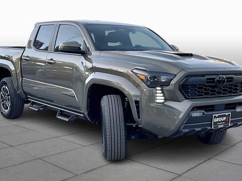 Used 2026 Toyota Tacoma TRD Sport RWD image 4
