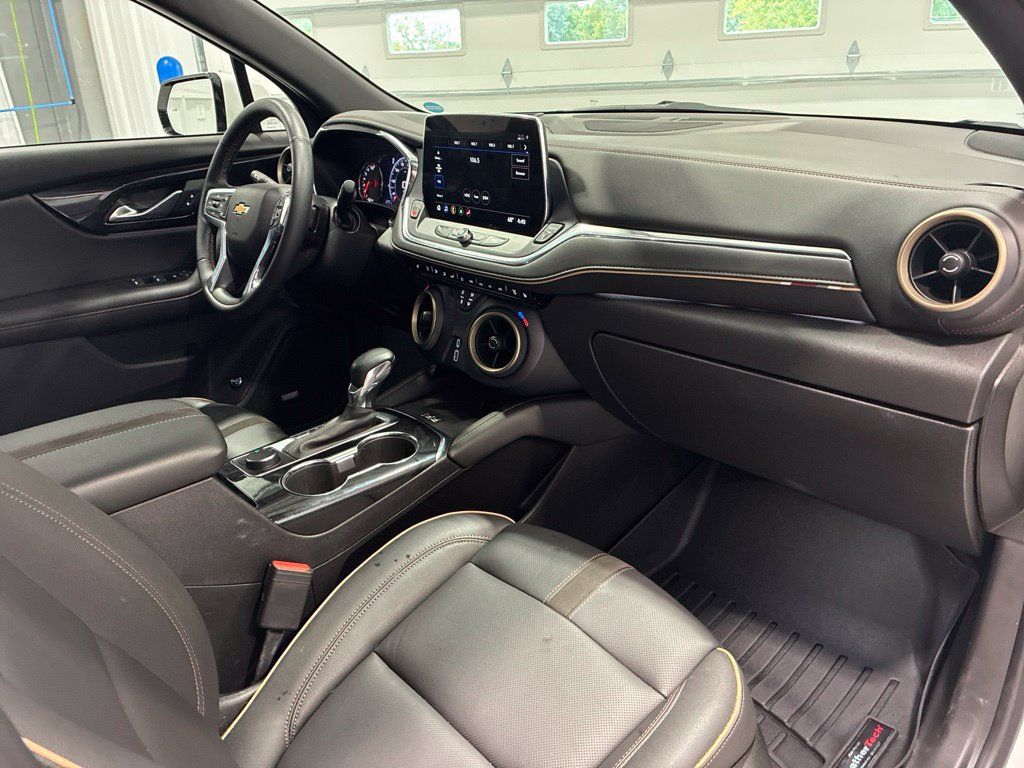 Used 2023 Chevrolet Blazer Premier FWD image 42