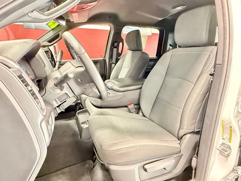 Certified 2025 RAM 2500 Tradesman AWD/4WD image 19