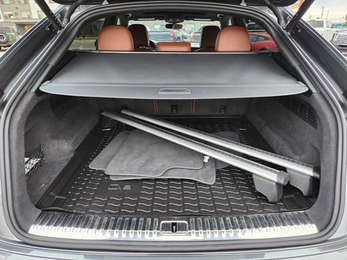 Used 2021 Audi Q8 Premium Plus w/ Premium Plus Package image 33