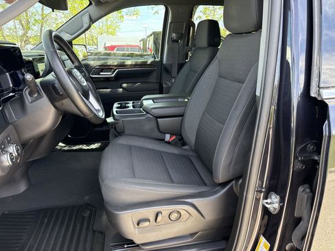 Used 2023 GMC Sierra 1500 SLE AWD/4WD image 13