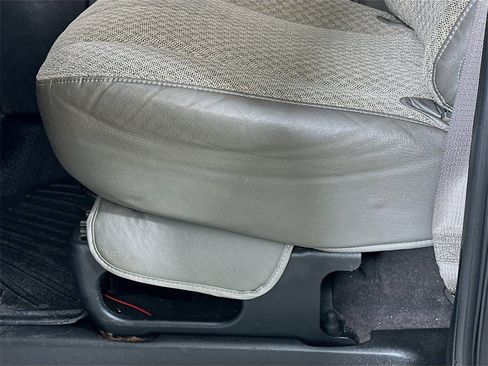 Used 2020 Chevrolet Express 3500 LT w/ LT Preferred Equipment Group image 21