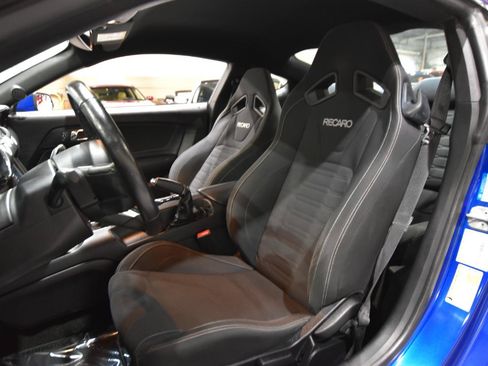 Used 2017 Ford Mustang GT w/ GT Performance Package RWD image 24